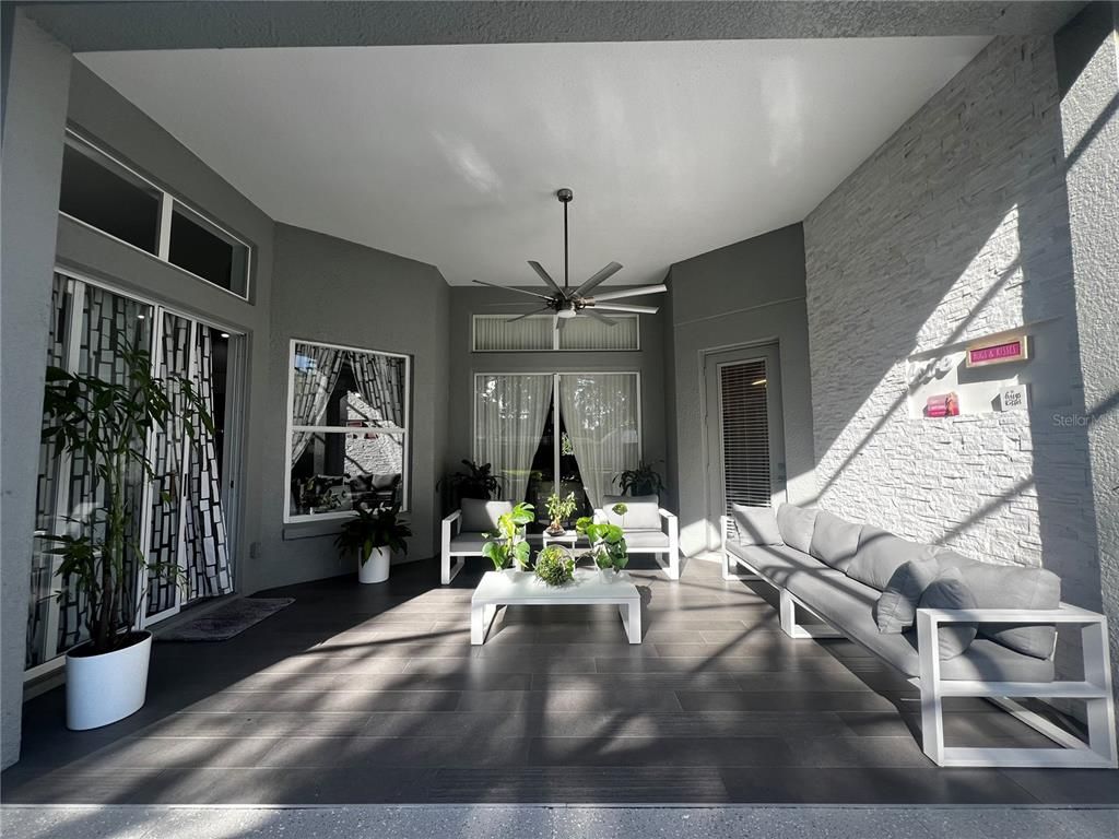 Interior, Living room, Pendant Lights, Stone Walls, Wood Texture Flooring