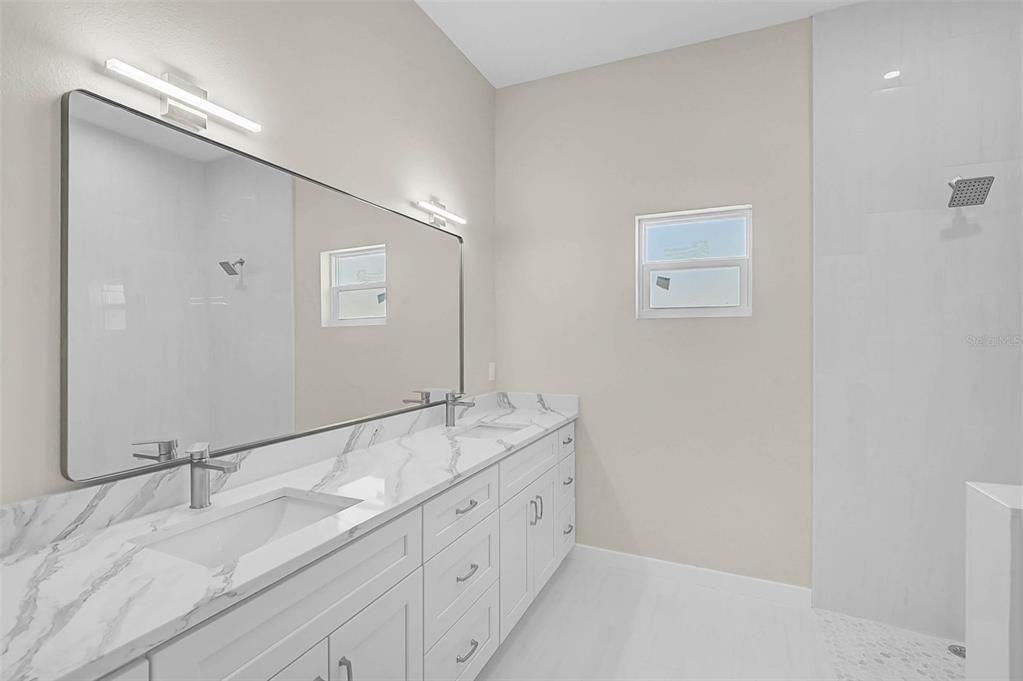 Bathroom, Dual Sink Vanities, Interior