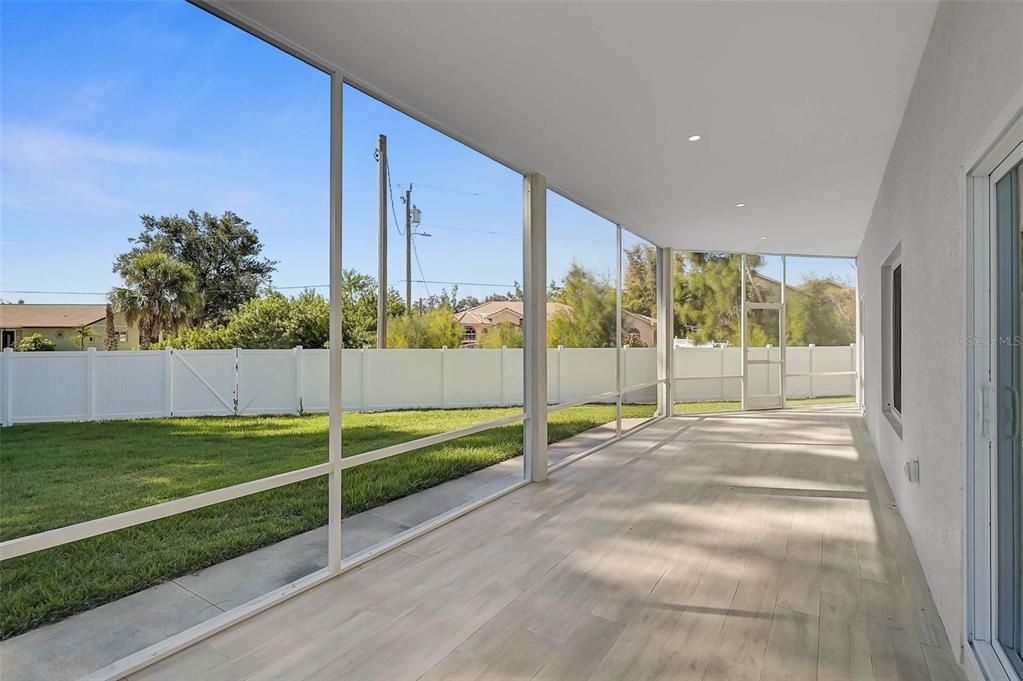 Backyard, Interior, Recessed Lighting, Sun Room