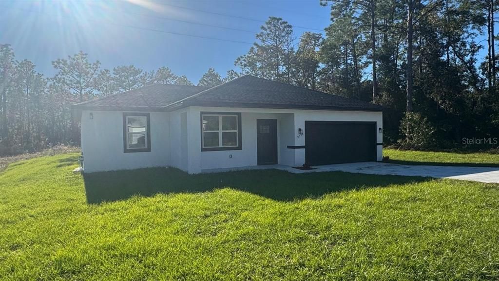 Attached, Backyard, Exterior, Facade, Ranch