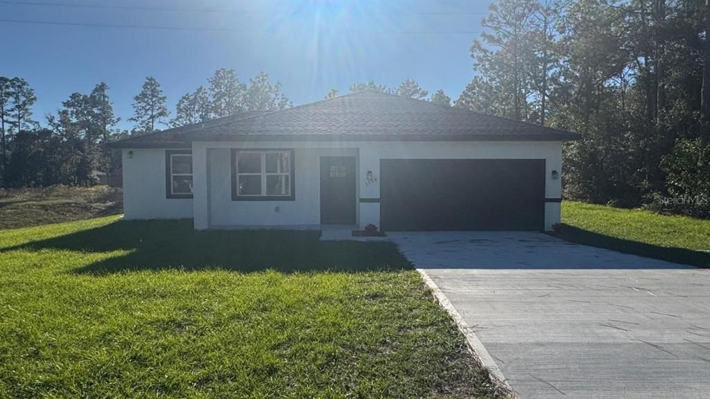 Attached, Backyard, Exterior, Facade, Ranch