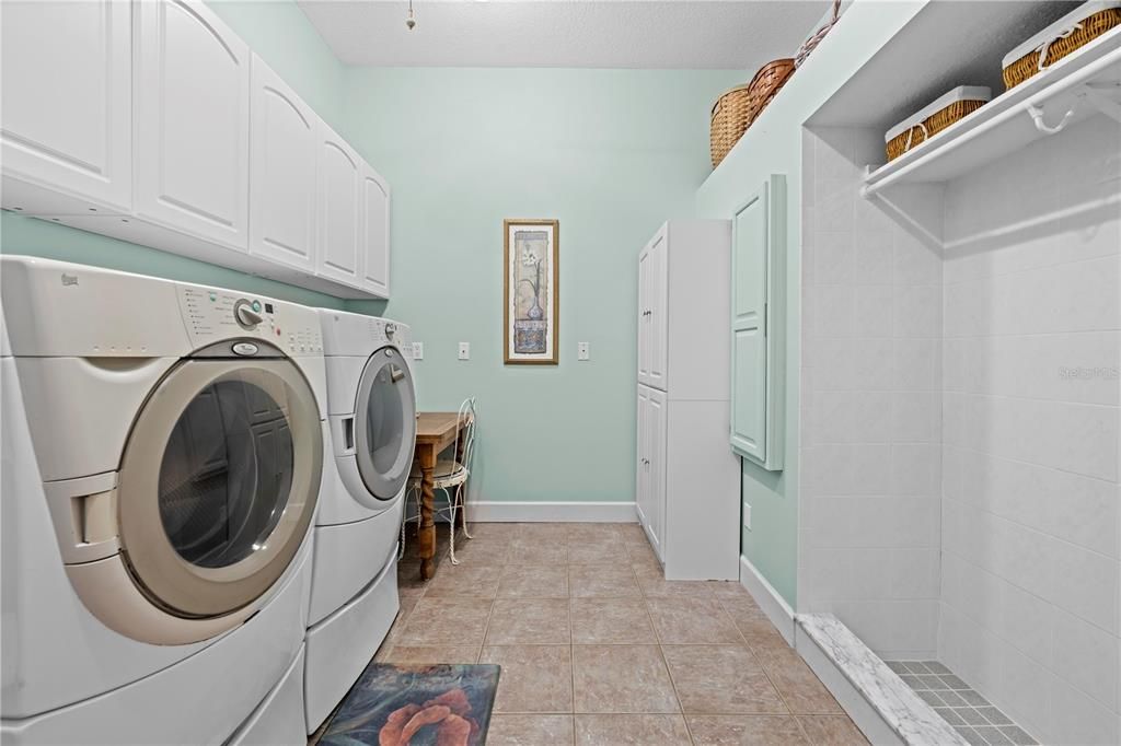 Interior, Washer
