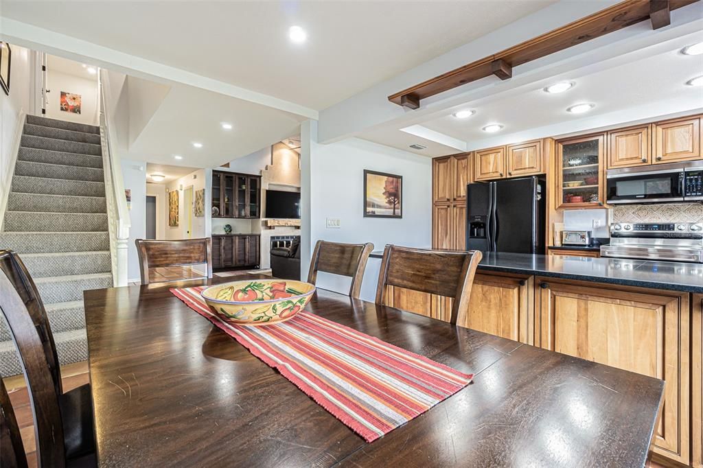 Dining room, Interior, Kitchen, Recessed Lighting, Stainless Steel Appliances, Wood Texture Flooring