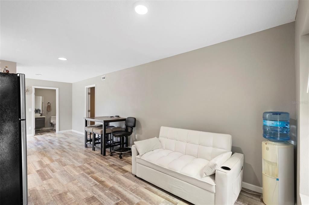 Interior, Recessed Lighting, Wood Texture Flooring