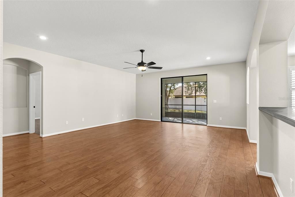 Empty room, Interior, Recessed Lighting, Wood Texture Flooring