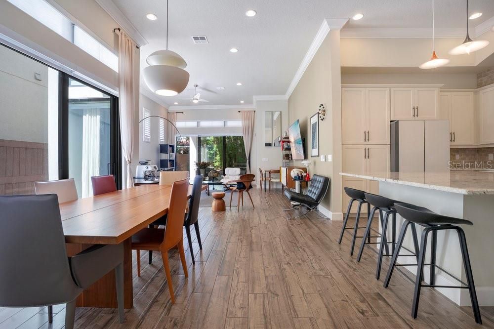 Dining room, Interior, Kitchen, Pendant Lights, Recessed Lighting, Wood Texture Flooring