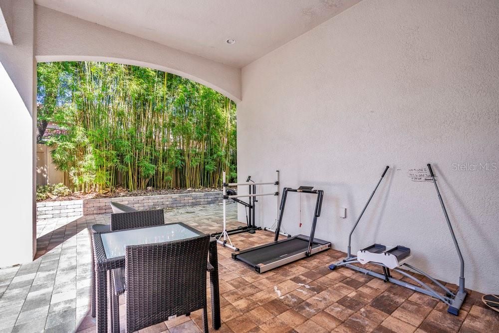 Exterior, Fitness Equipment, Recessed Lighting