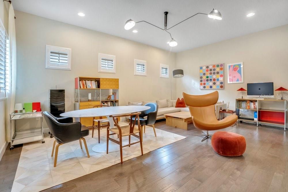 Dining room, Interior, Living room, Recessed Lighting, Wood Texture Flooring
