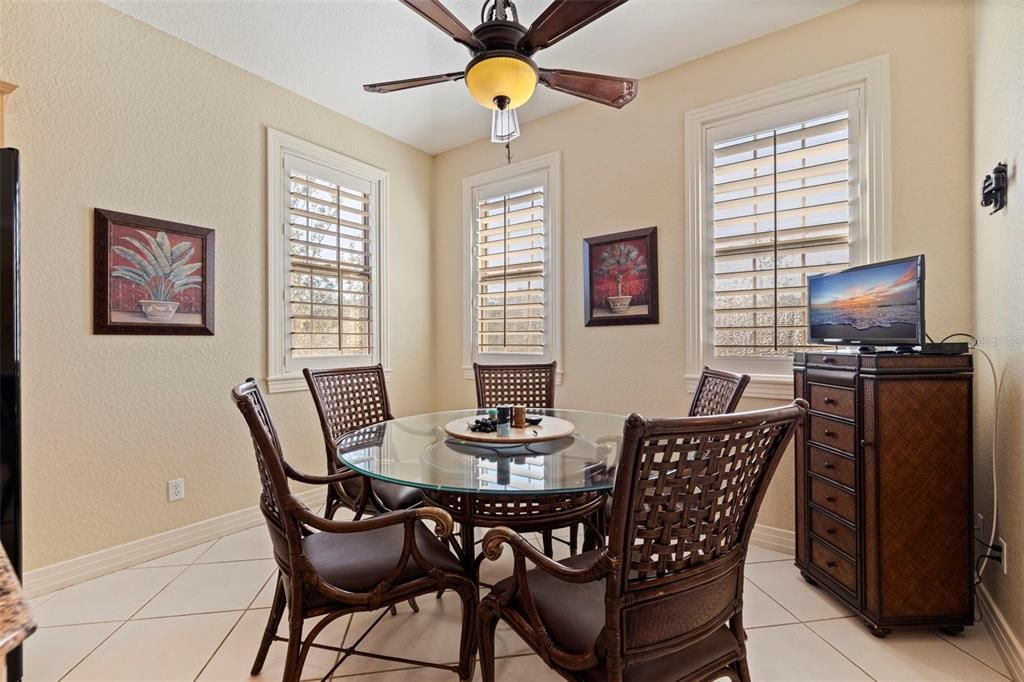 Dining room, Interior