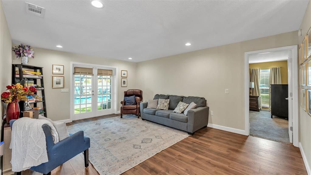 Interior, Recessed Lighting, Wood Texture Flooring