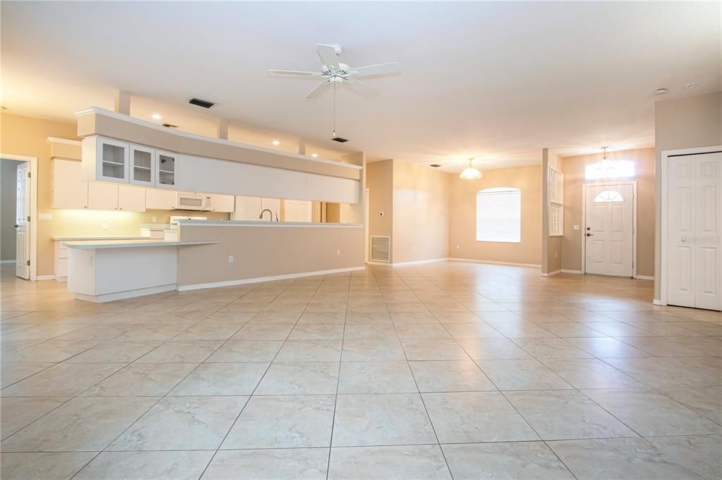 Empty room, Interior, Kitchen, Recessed Lighting
