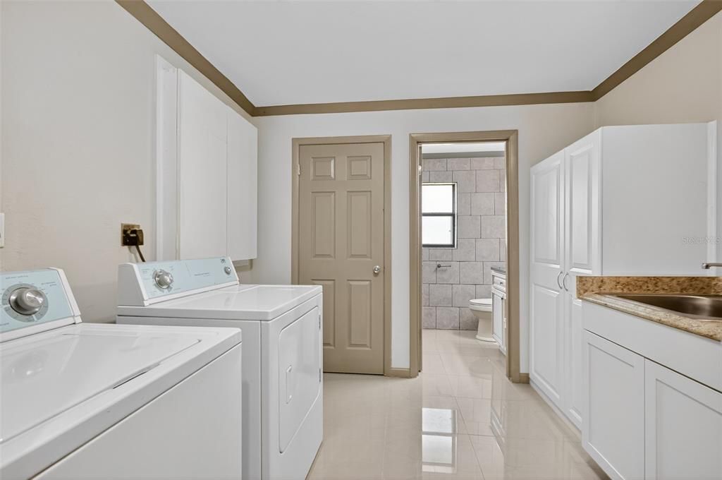 Bathroom, Interior, Washer