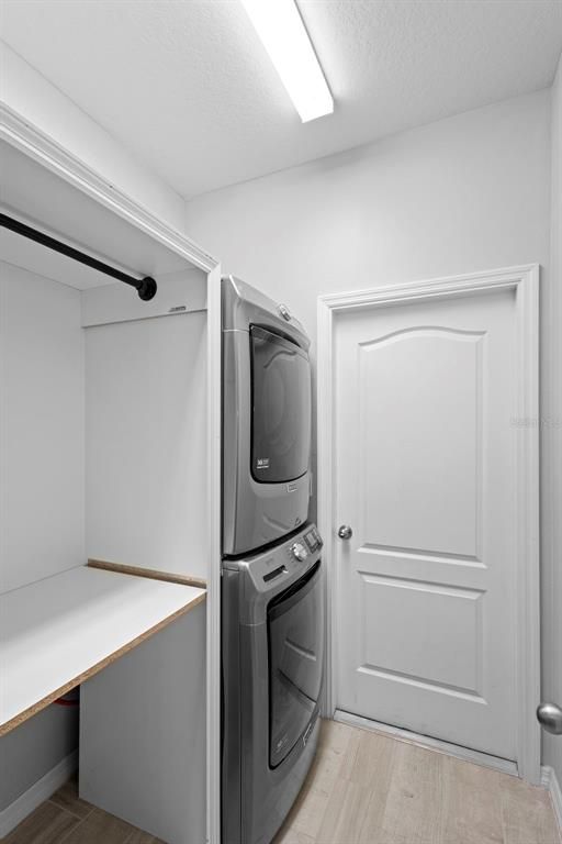 Interior, Utility Closets, Washer, Wood Texture Flooring