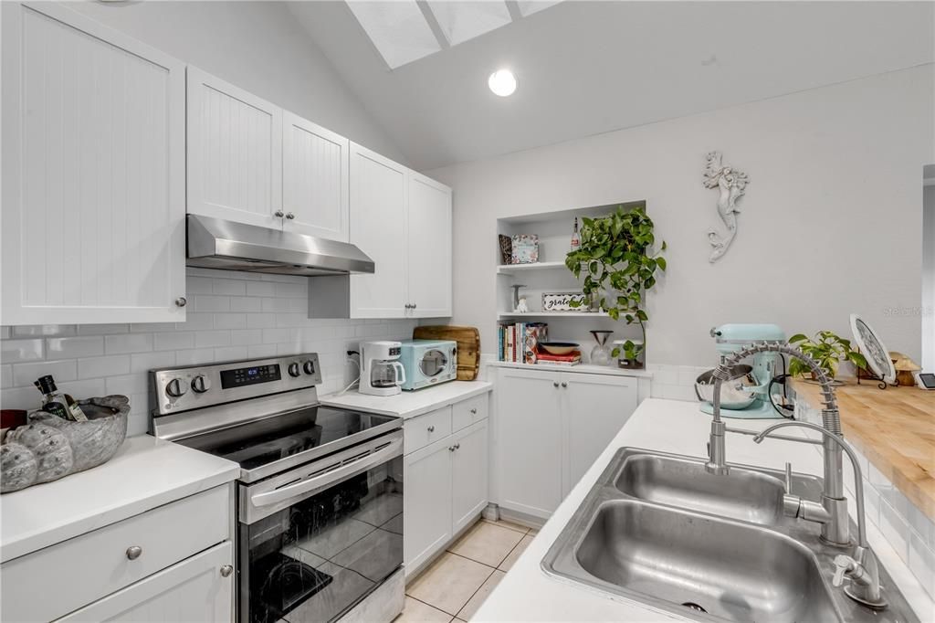 Interior, Kitchen, Recessed Lighting