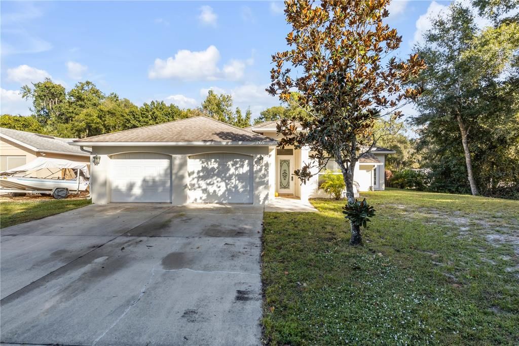 Backyard, Detached Garage, Exterior