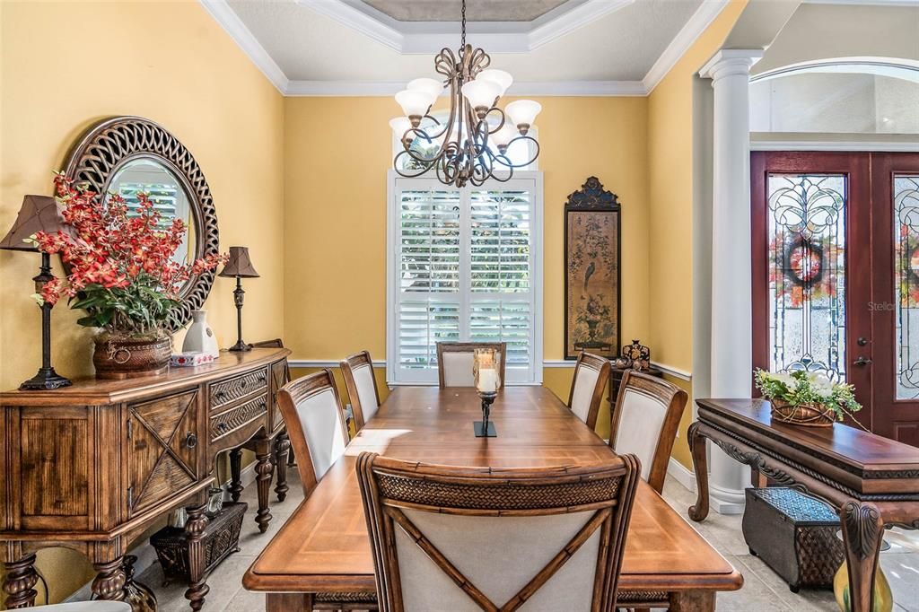 Chandelier, Dining room, Interior