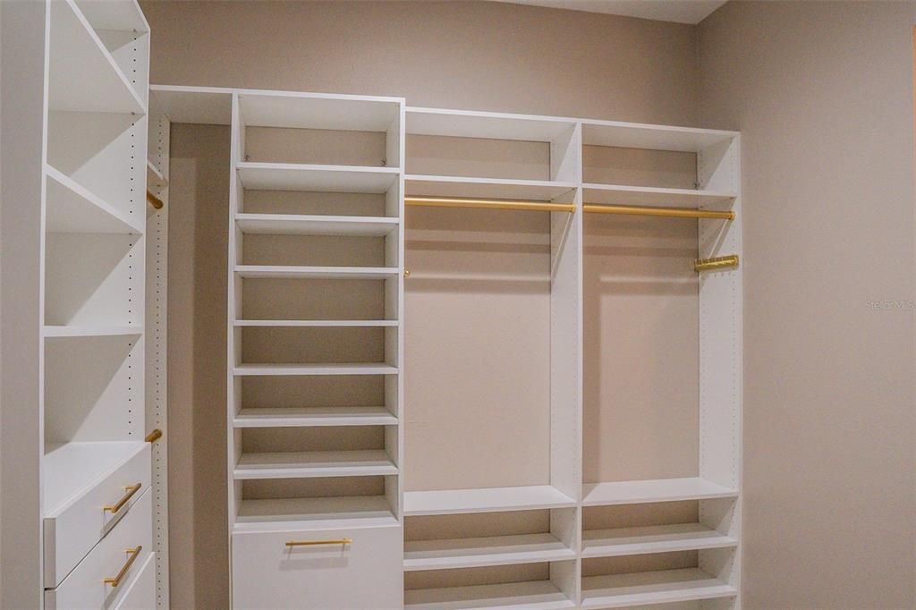 Interior, Walk-in Closets