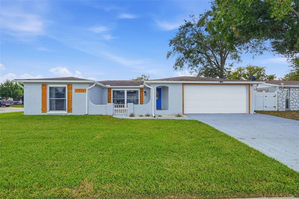 Attached, Backyard, Exterior, Facade, Ranch