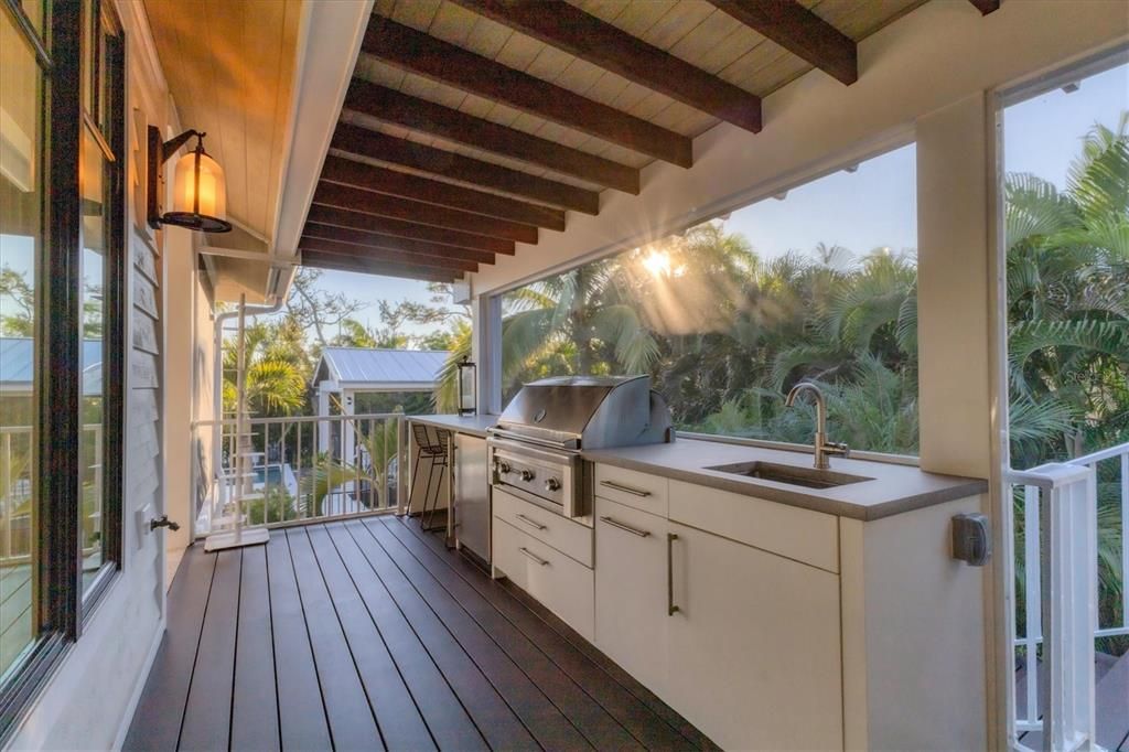 Exterior, Outdoor Kitchen, Wooden Beams