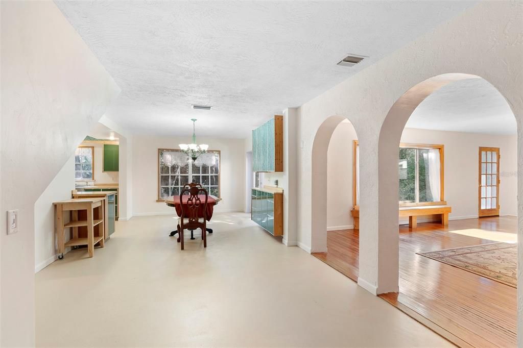 Chandelier, Interior, Wood Texture Flooring
