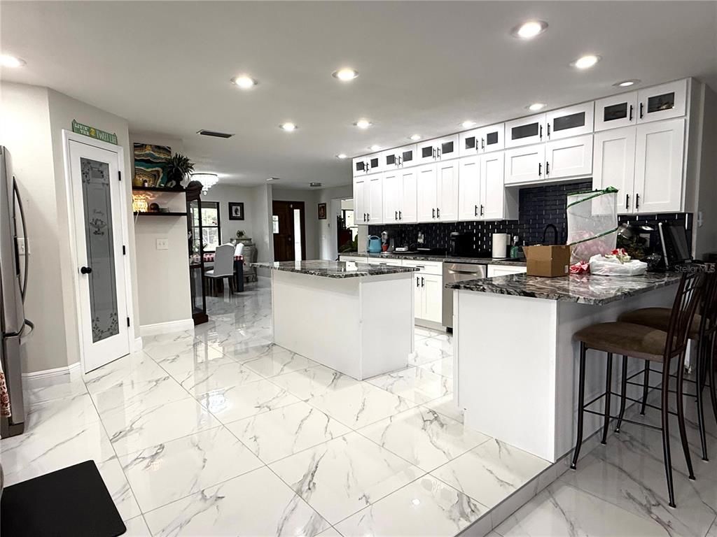 Interior, Kitchen, Marble, Recessed Lighting