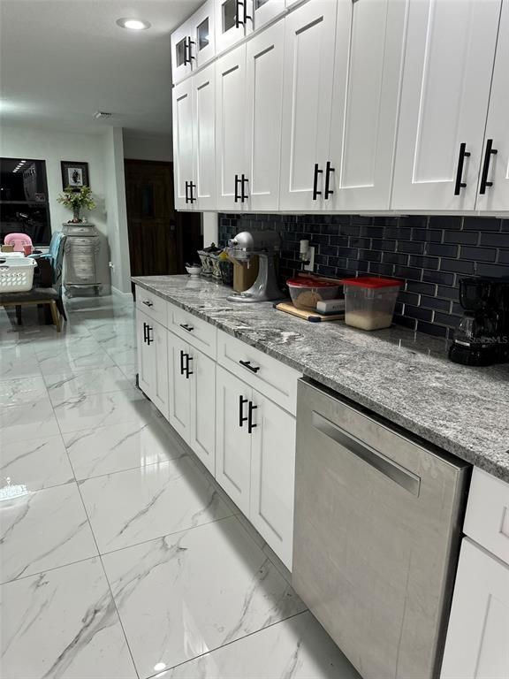 Interior, Kitchen, Marble, Recessed Lighting