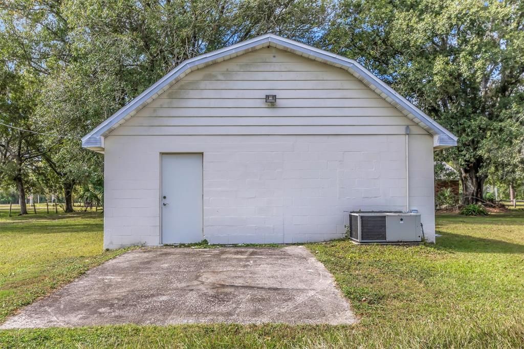Backyard, Detached Garage, Exterior