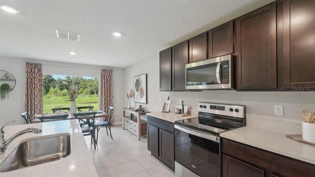 Dining room, Interior, Kitchen, Recessed Lighting, Stainless Steel Appliances