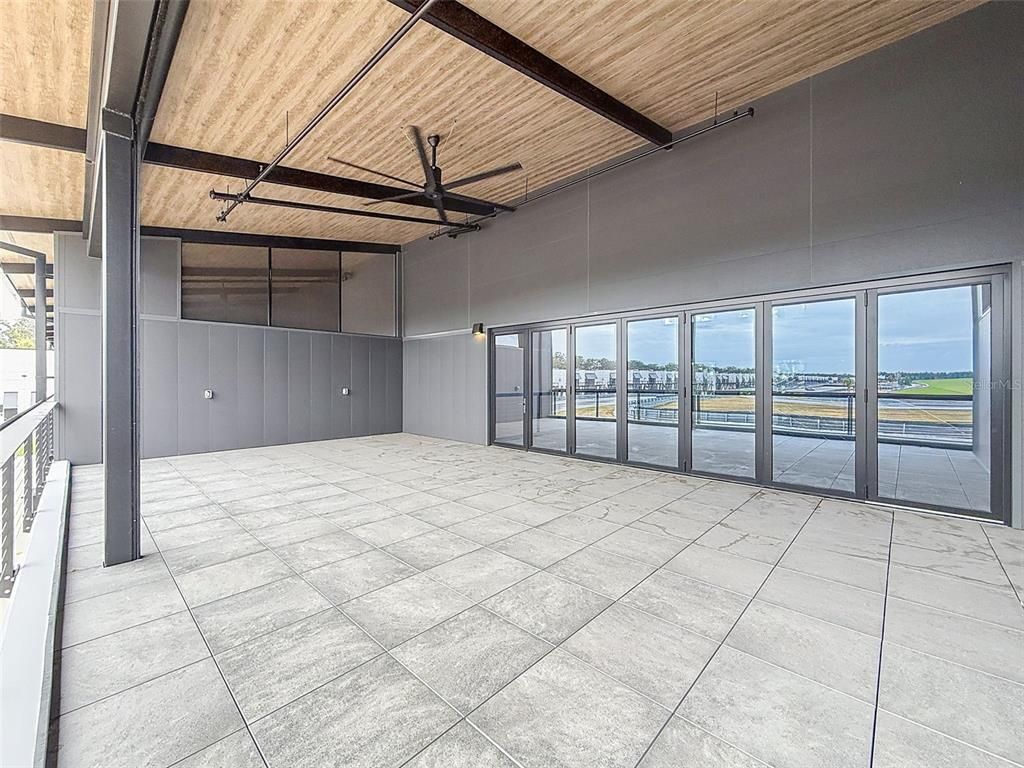 Empty room, Interior, Water