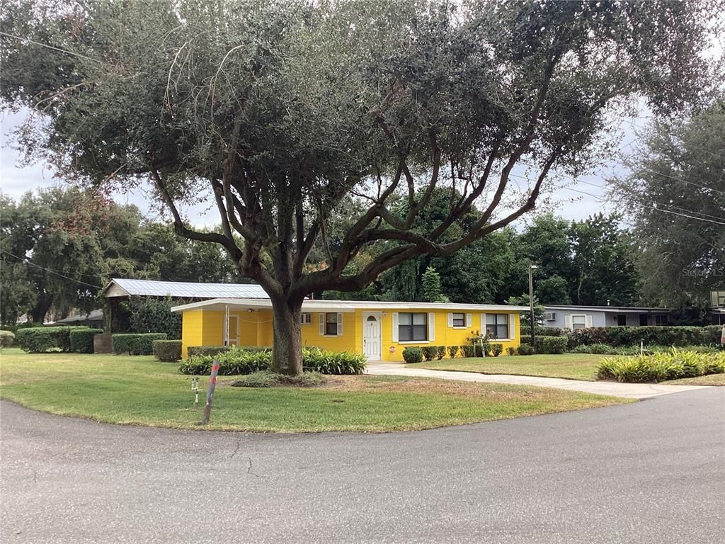 Backyard, Exterior, Facade, Ranch