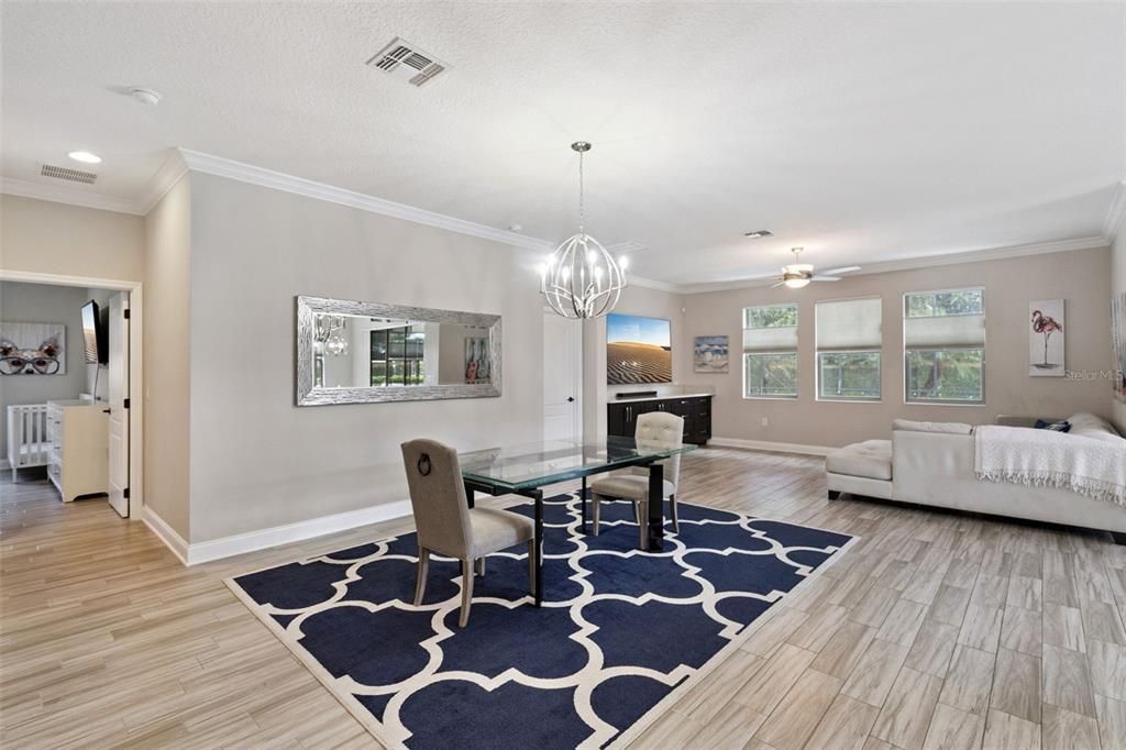 Chandelier, Dining room, Interior, Pendant Lights, Recessed Lighting, Wood Texture Flooring