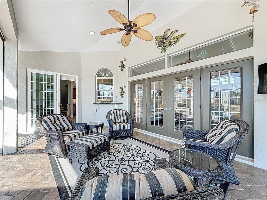 Exterior, Recessed Lighting