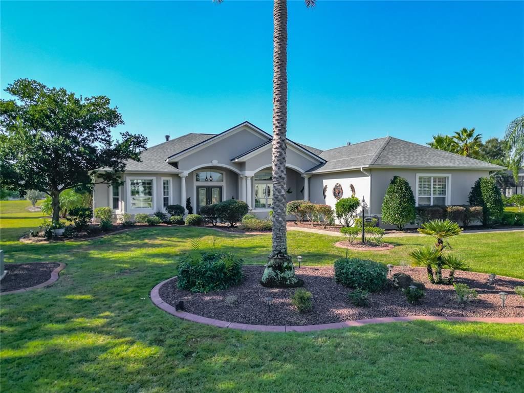 Backyard, Exterior, Facade, Ranch