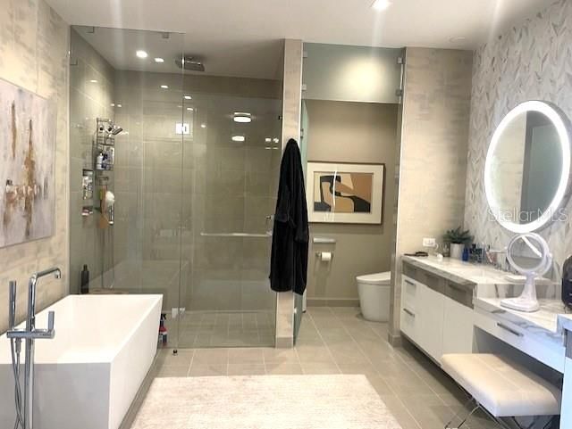 Bathroom, Dual Sink Vanities, Free Standing Baths, Glass Shower, Interior, Recessed Lighting