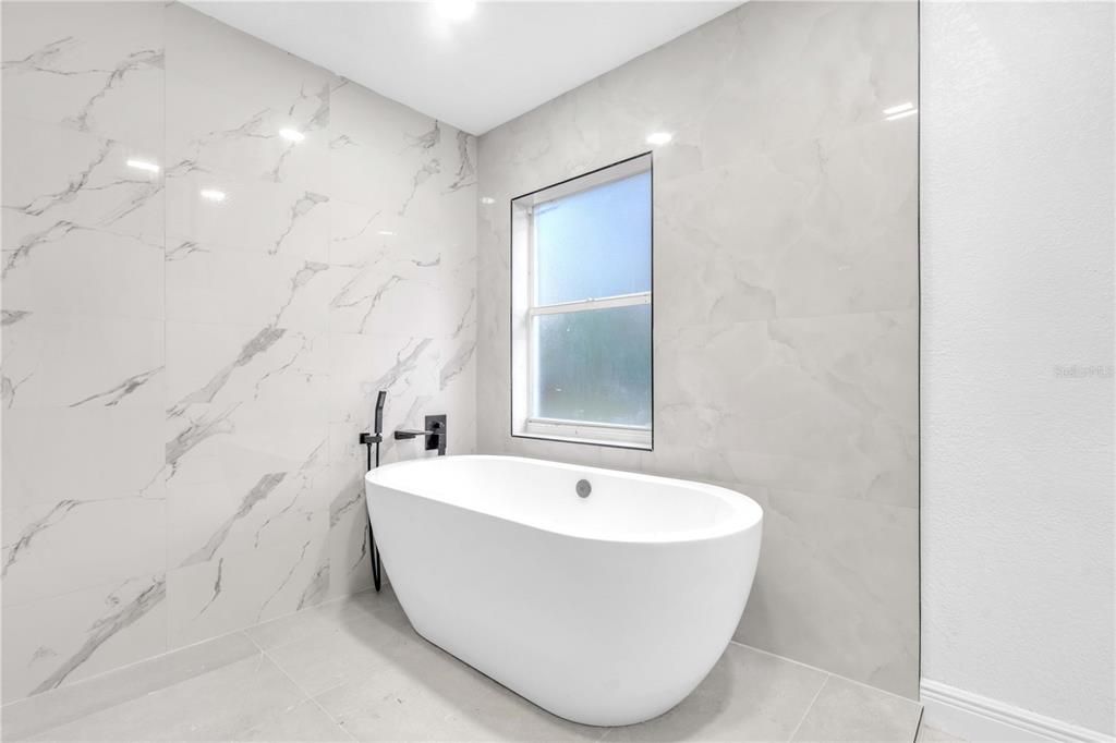 Bathroom, Free Standing Baths, Interior, Marble Walls, Recessed Lighting