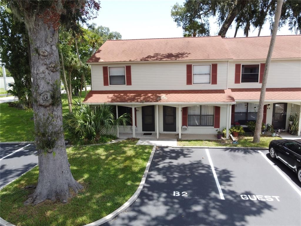 Exterior, Facade, Georgian