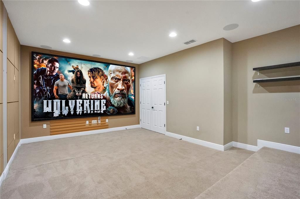 Empty room, Interior, Recessed Lighting