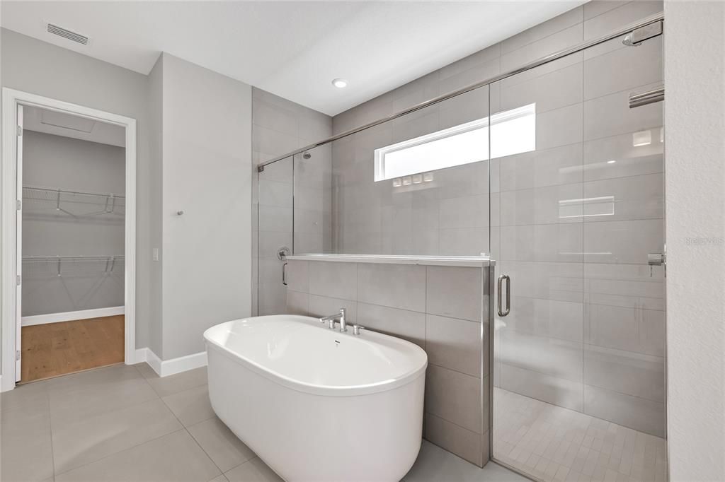 Bathroom, Free Standing Baths, Glass Shower, Interior, Recessed Lighting