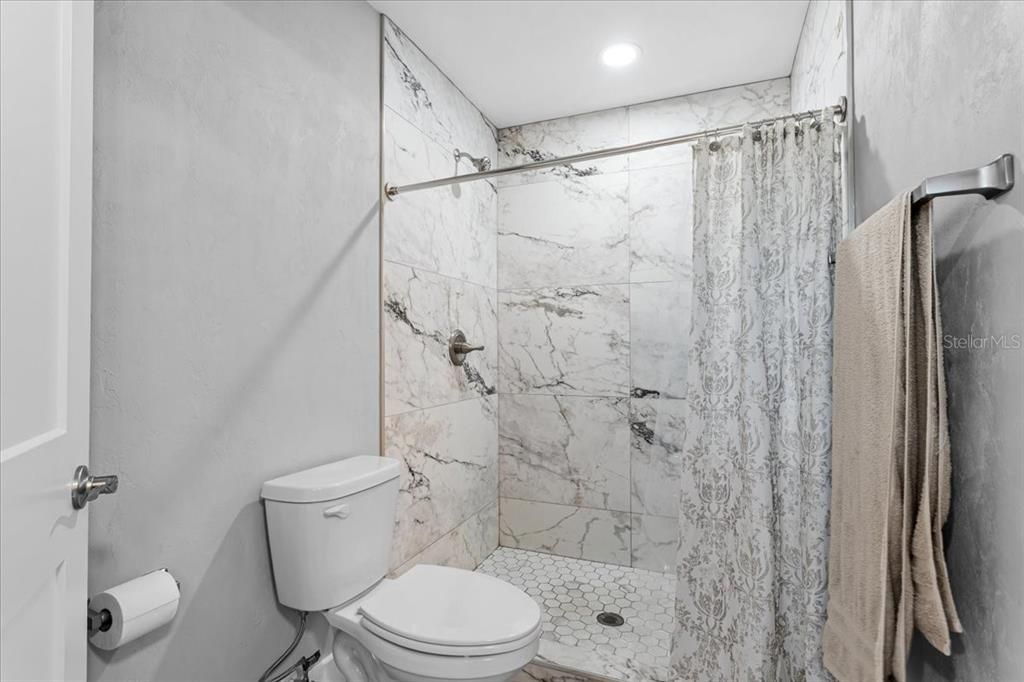 Bathroom, Interior, Marble Walls, Recessed Lighting