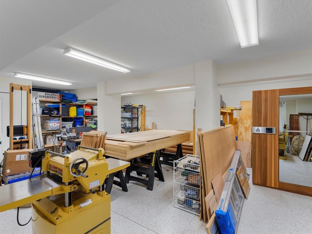 Dining room, Interior