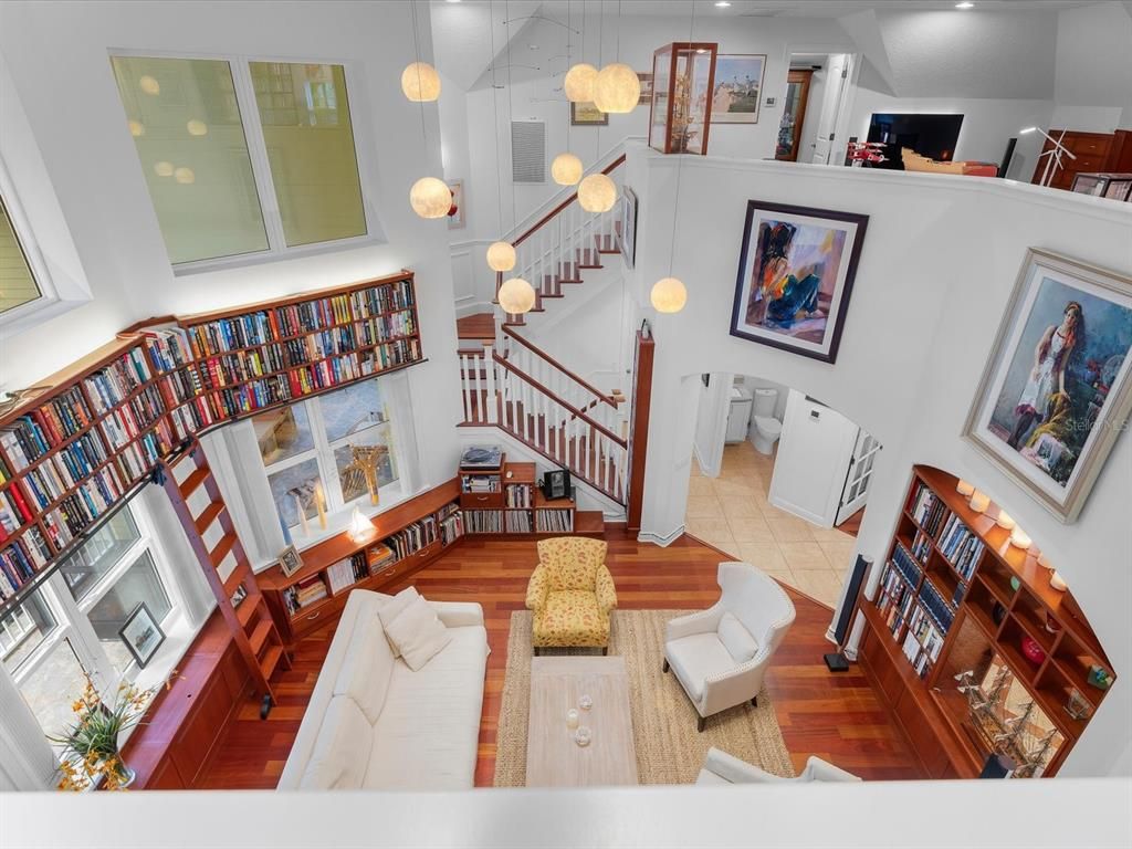 Interior, Living room, Pendant Lights, Recessed Lighting, Wood Texture Flooring