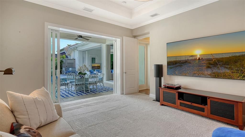 Dining room, Interior