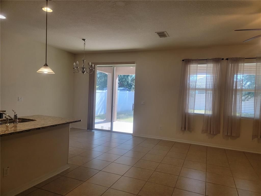 Chandelier, Empty room, Interior, Pendant Lights, Recessed Lighting