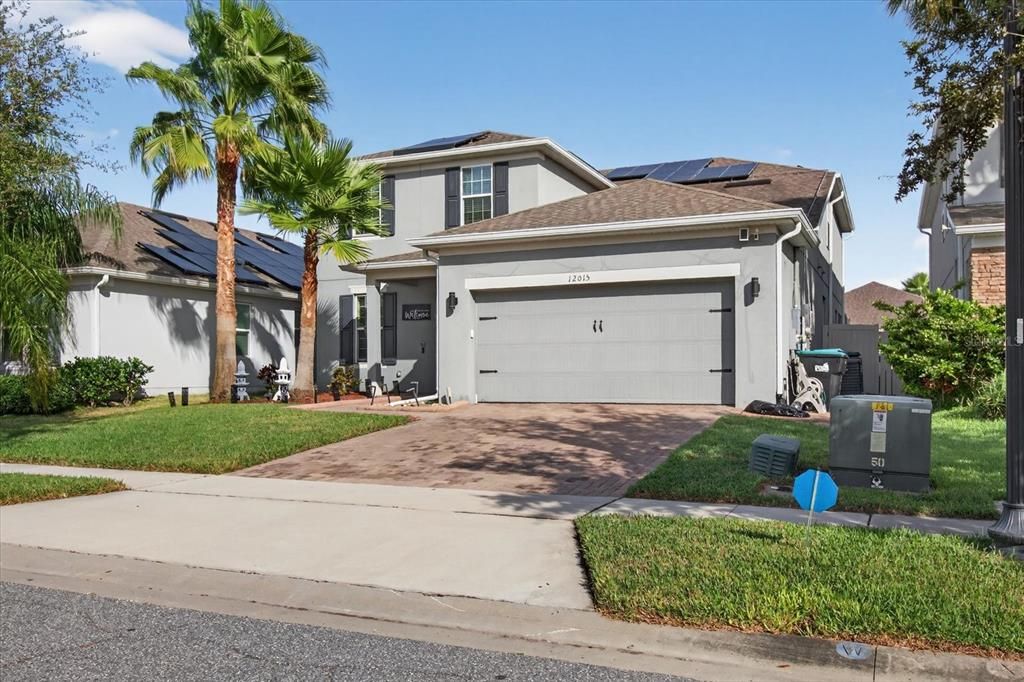 Attached, Exterior, Facade, Solar Panels, Mediterranean