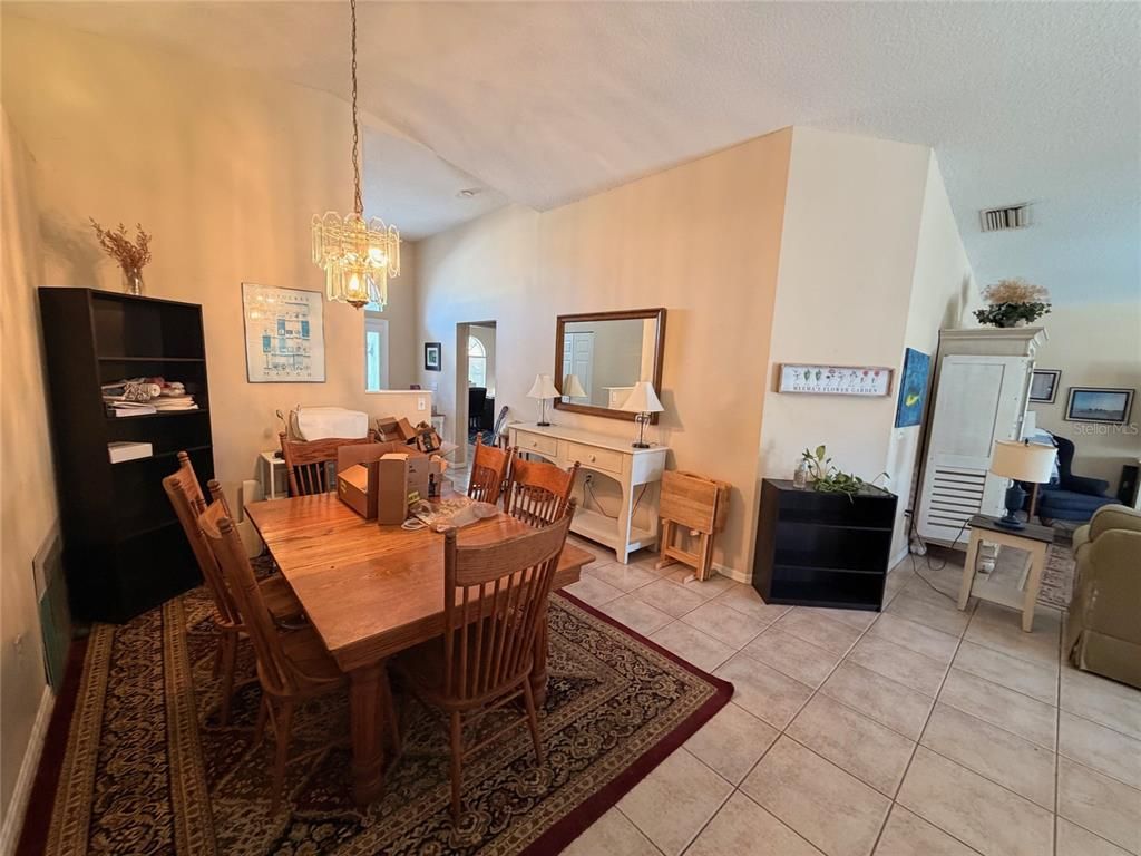 Chandelier, Dining room, Interior, Living room, Pendant Lights
