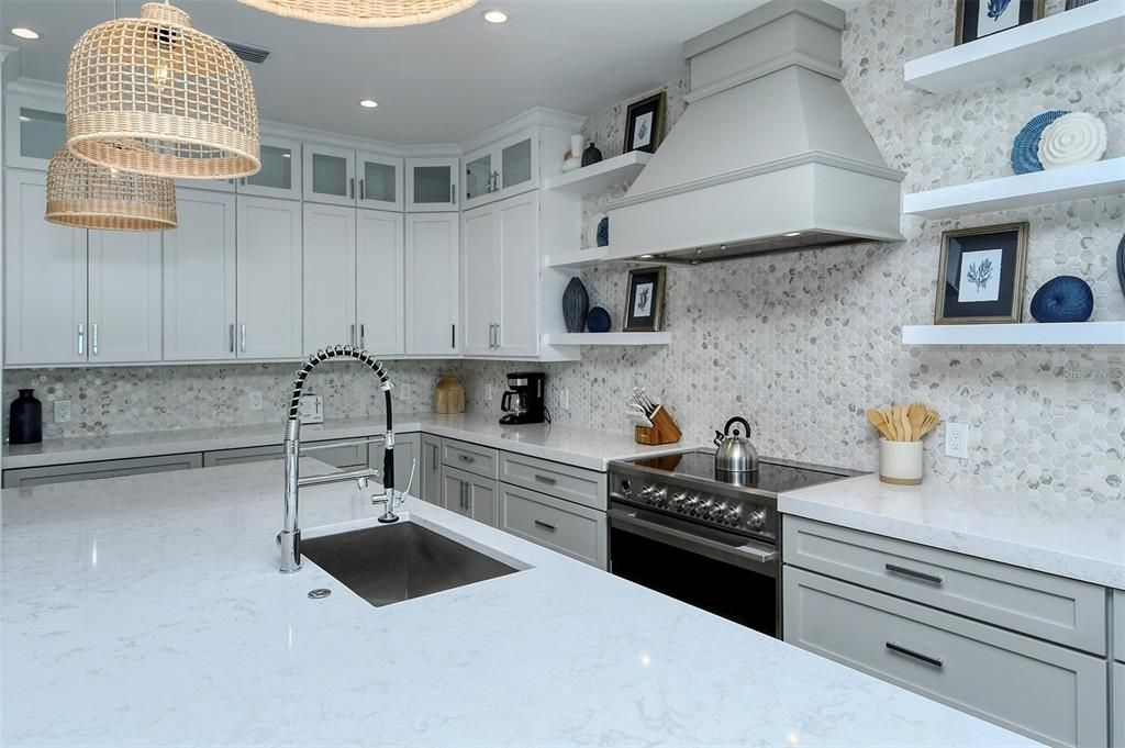 Interior, Kitchen, Pendant Lights, Recessed Lighting, Stainless Steel Appliances