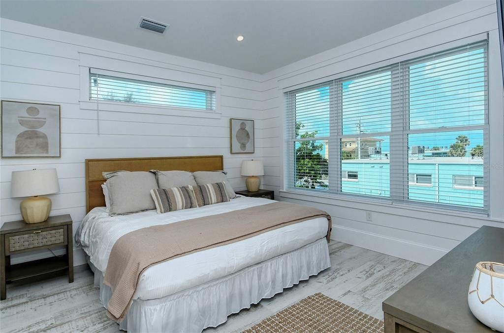 Bedroom, Interior, Recessed Lighting, Water, Wood Texture Flooring