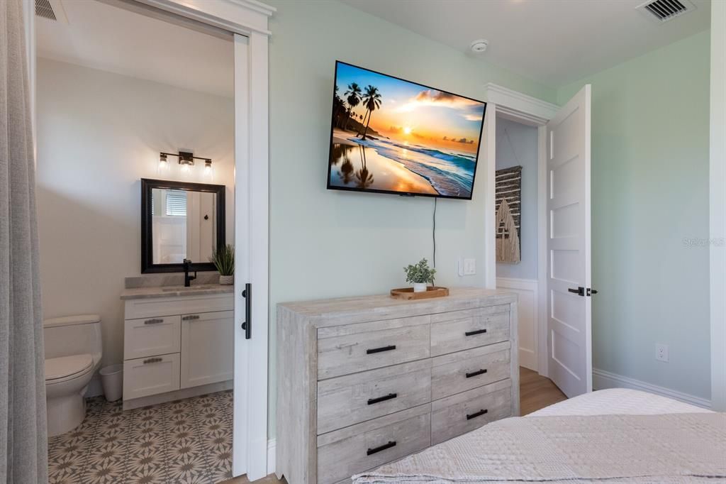 Bathroom, Bedroom, Interior