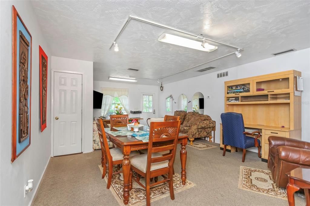 Dining room, Interior