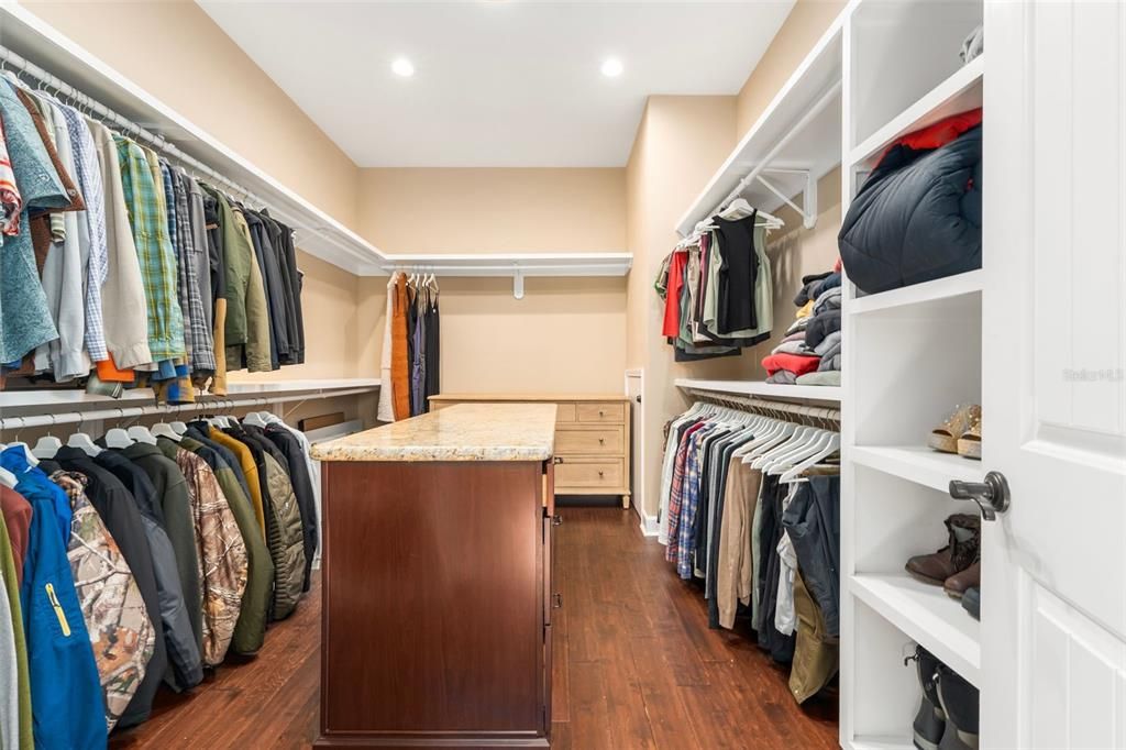 Interior, Recessed Lighting, Walk-in Closets, Wood Texture Flooring